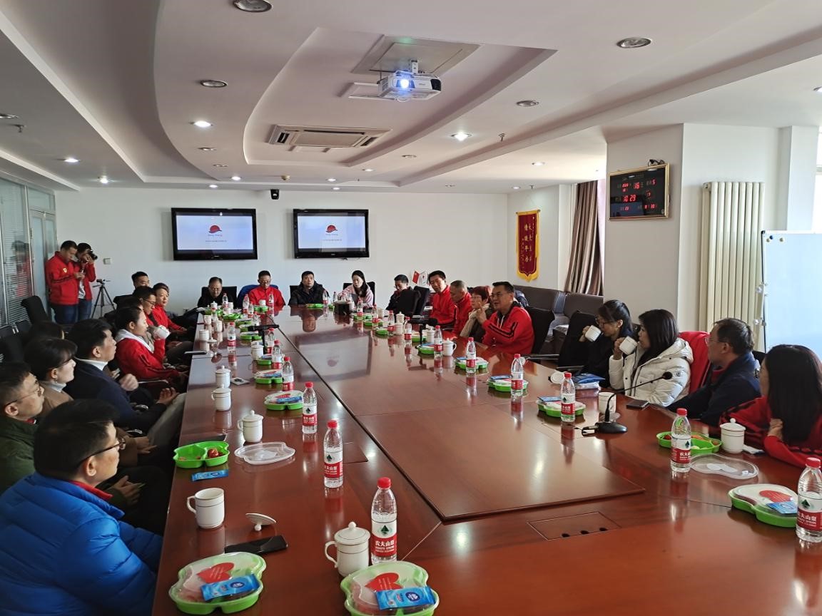 Report on the visit of China EU business school badminton association to Dongshe